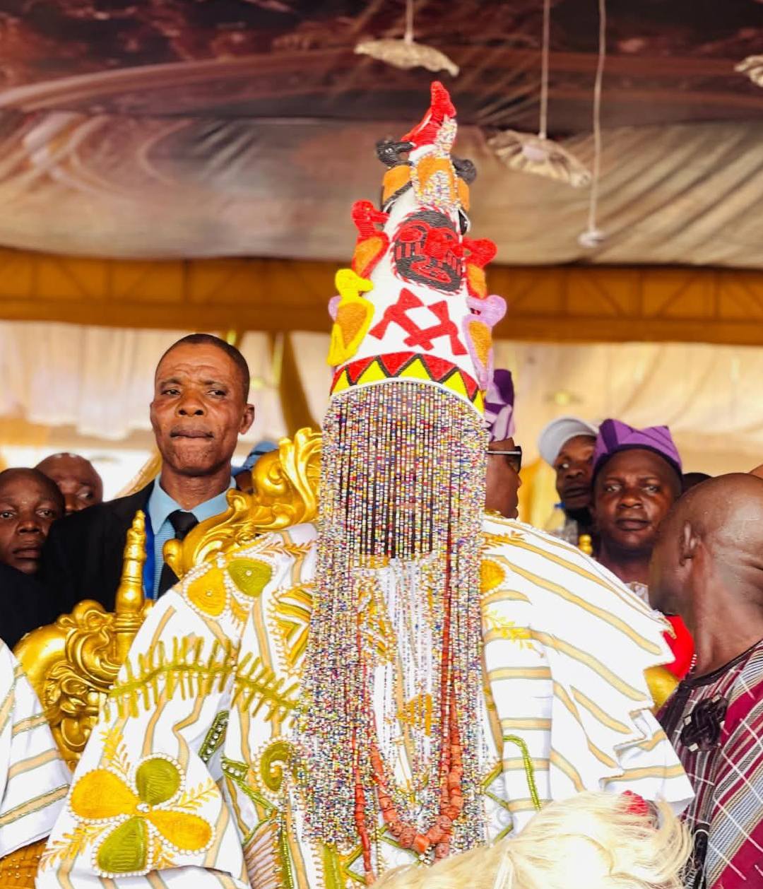 Aláàfin of Ọ̀yọ́ royal regalia